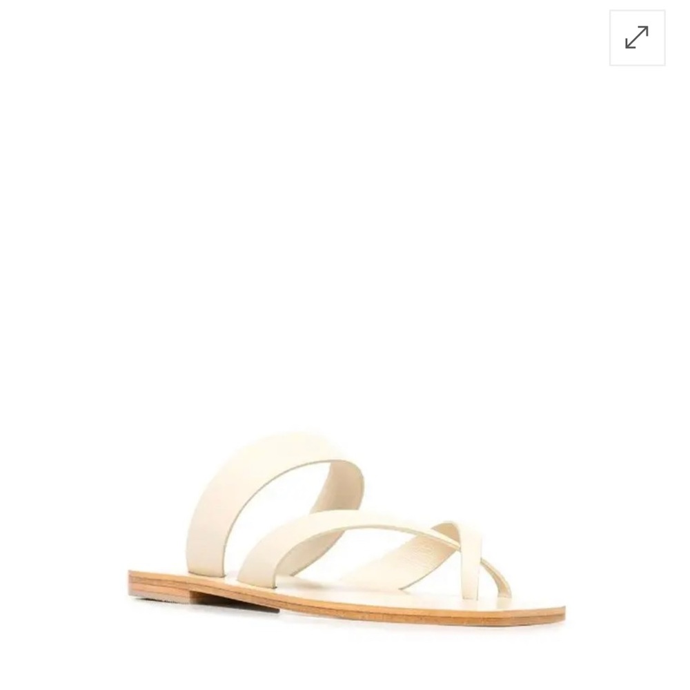 A Emery cream Criss cross sandal